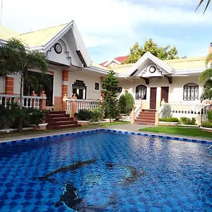 *** Guest house The Executive & Philippines